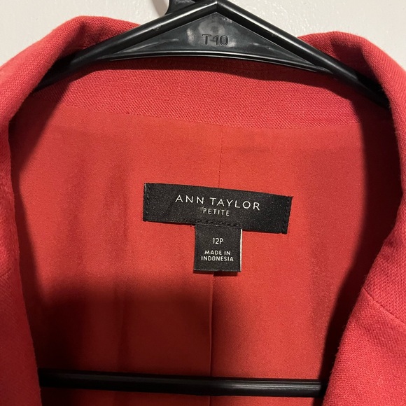 Ann Taylor Women's Rust Blazer Jacket - Picture 2 of 3